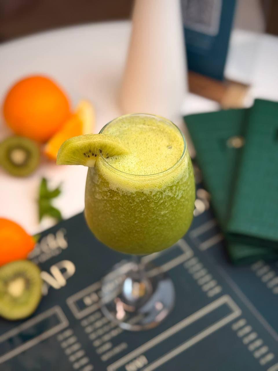 Киви шпинат