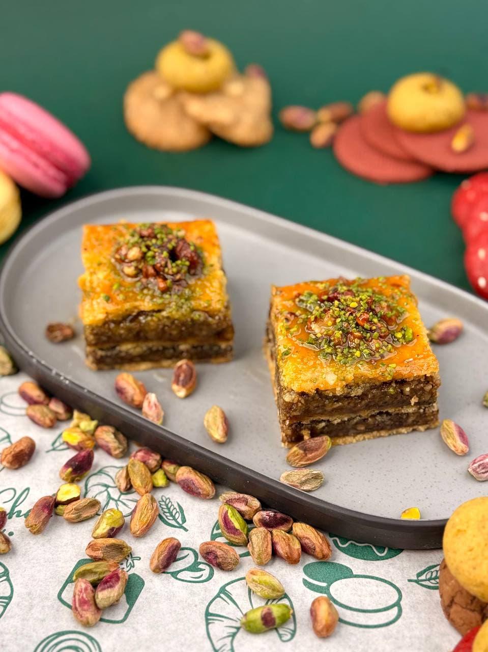 Yong'oqli paxlava dona